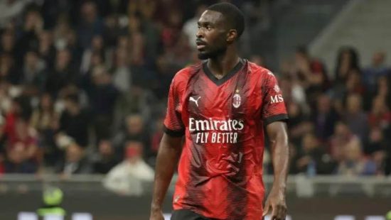 Số áo Tomori tại AC Milan là số 23