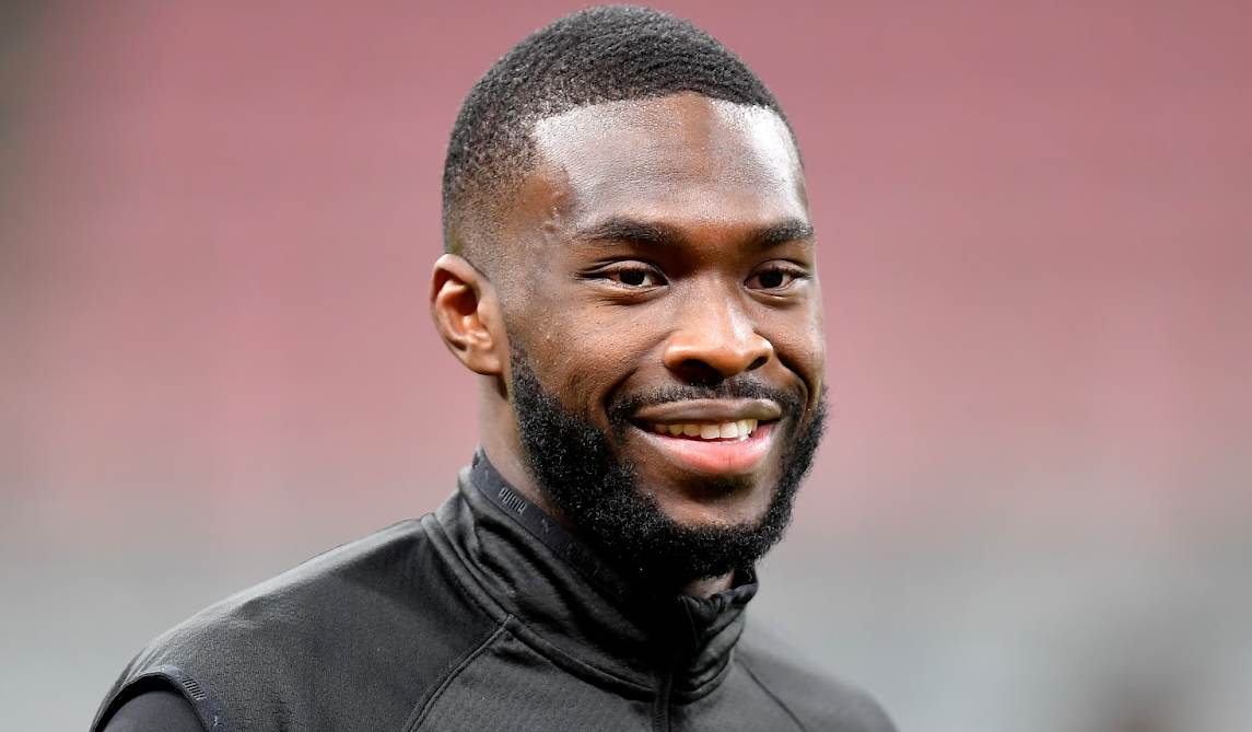 số áo Tomori đã trở thành hình ảnh không thể thiếu trong lối chơi của đội AC Milan