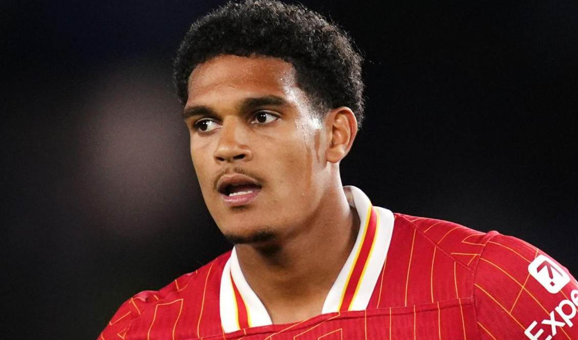 Người hâm mộ Liverpool đang rất chờ đợi những màn trình diễn ấn tượng từ Quansah tại Premier League.