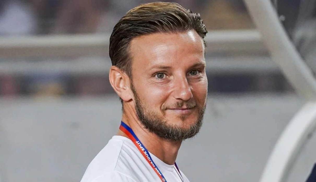 Số áo Rakitic tại đội tuyển Croatia là số 7